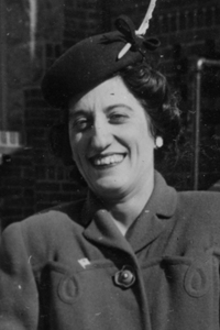 Theresa Kroboth 1945