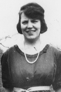 Anna Ondracek